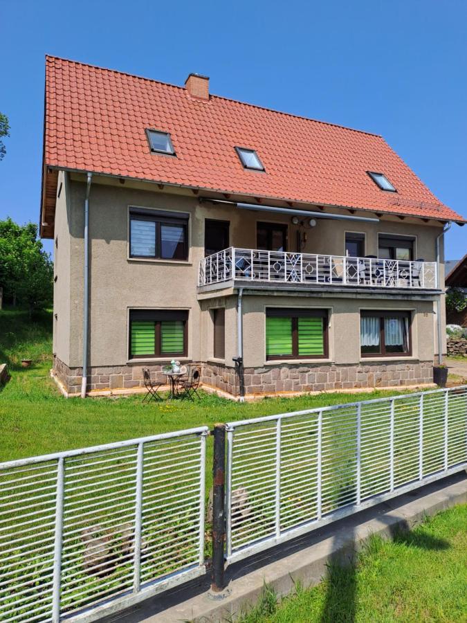 Monteur- Und Ferienwohnung In Hainichen - Obergeschoss Oder Dachgeschoss - Familie Weber Bockendorf Eksteriør billede