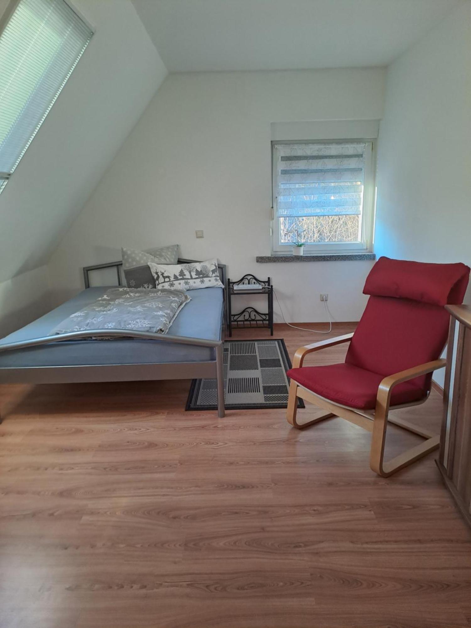 Monteur- Und Ferienwohnung In Hainichen - Obergeschoss Oder Dachgeschoss - Familie Weber Bockendorf Eksteriør billede